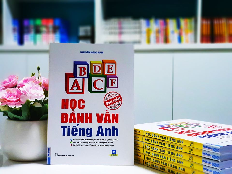 Cuốn sách Học đánh vần tiếng Anh của tác giả Nguyễn Ngọc Nam