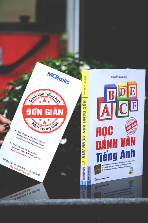 Ảnh 8: Ngoài quy tắc đánh vần, Học đánh vần tiếng Anh còn kèm app học MCBooks giúp người học thuận lợi hơn trong quá trình học.