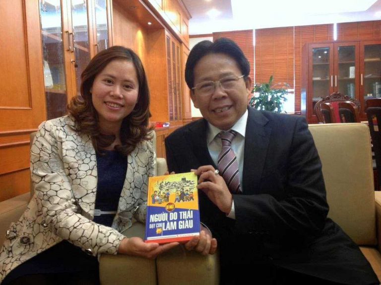 review bi mat nguoi do thai day con lam giau tu chuyen gia