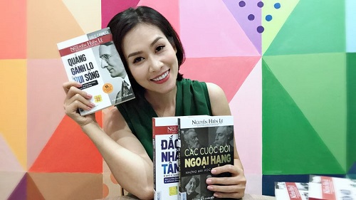 Diễn viên Hà Hương và cuốn sách Quẳng gánh lo và vui sống