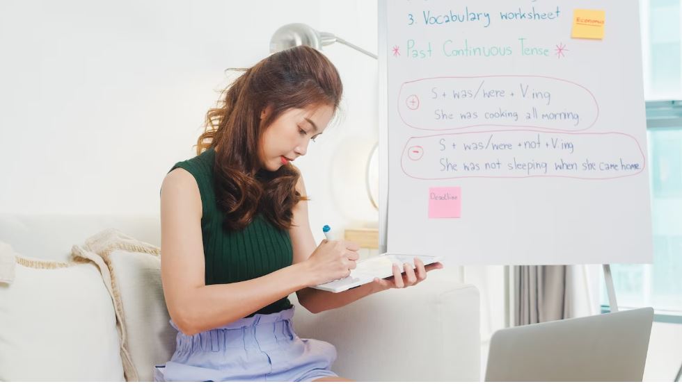 Nhiều bạn gặp khó khăn khi bắt đầu học giao tiếp tiếng Anh