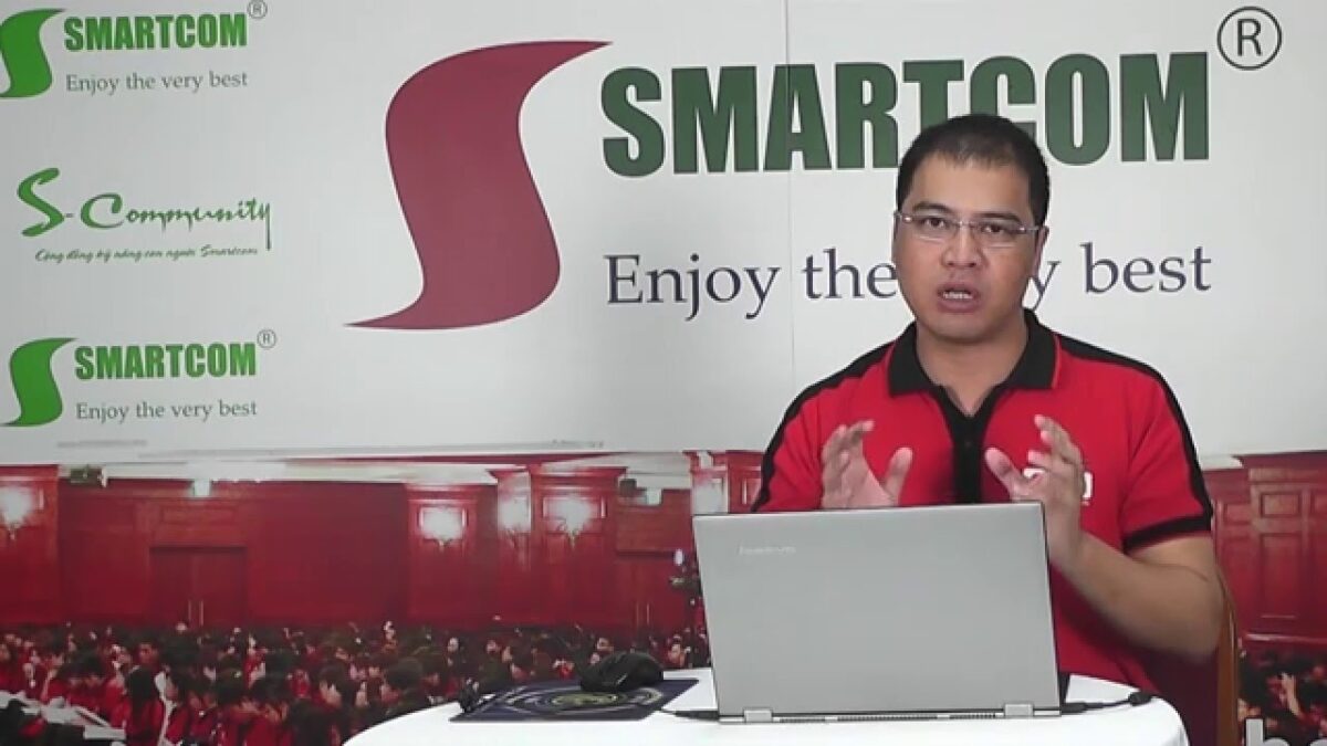 Nguyễn Anh Đức còn là nhà sáng lập và CEO của Smartcom