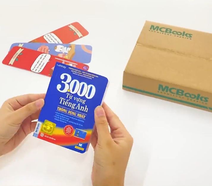 Kích thước nhỏ gọn của cuốn sách 3000 từ vựng tiếng Anh thông dụng nhất