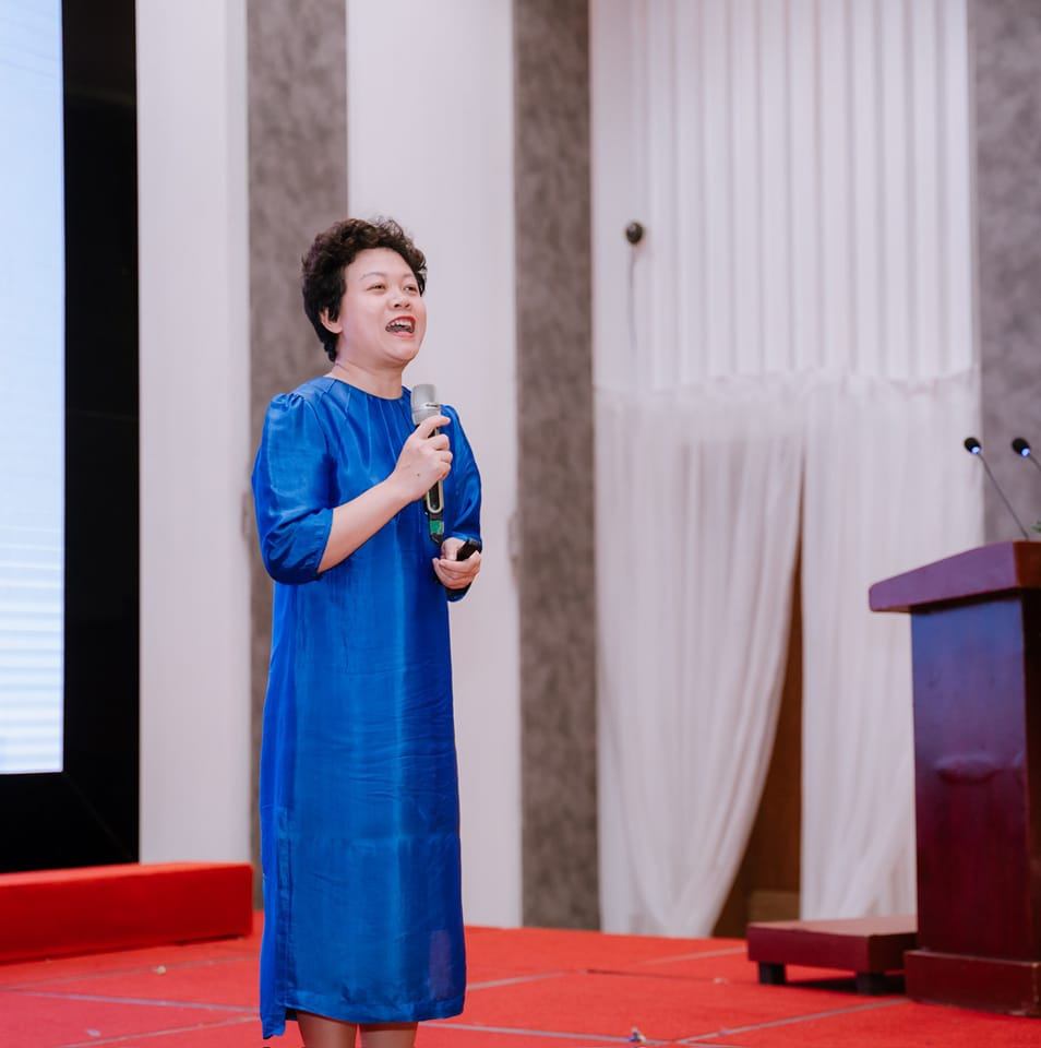 Tác giả Chu Cẩm Thơ