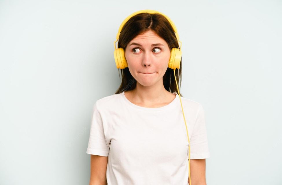 Khi làm bài thi IELTS Listening, sẽ có rất nhiều lỗi khiến bạn bị mất điểm không đáng có