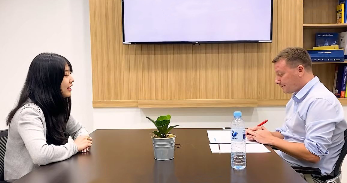 Speaking IELTS có mấy phần, tiêu chí chấm điểm như thế nào?