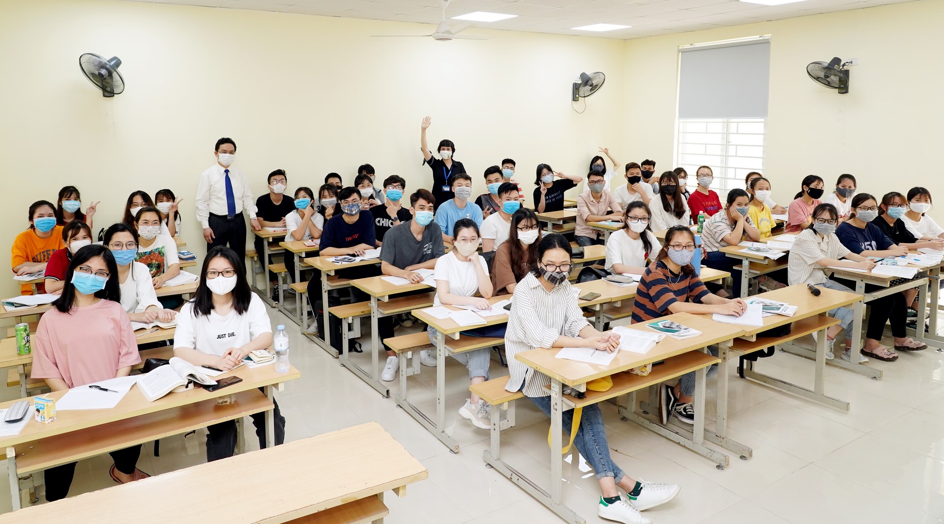 Có chứng chỉ IELTS 5.5, bạn sẽ được ưu tiên xét tuyển vào khá nhiều trường Đại học Top đầu
