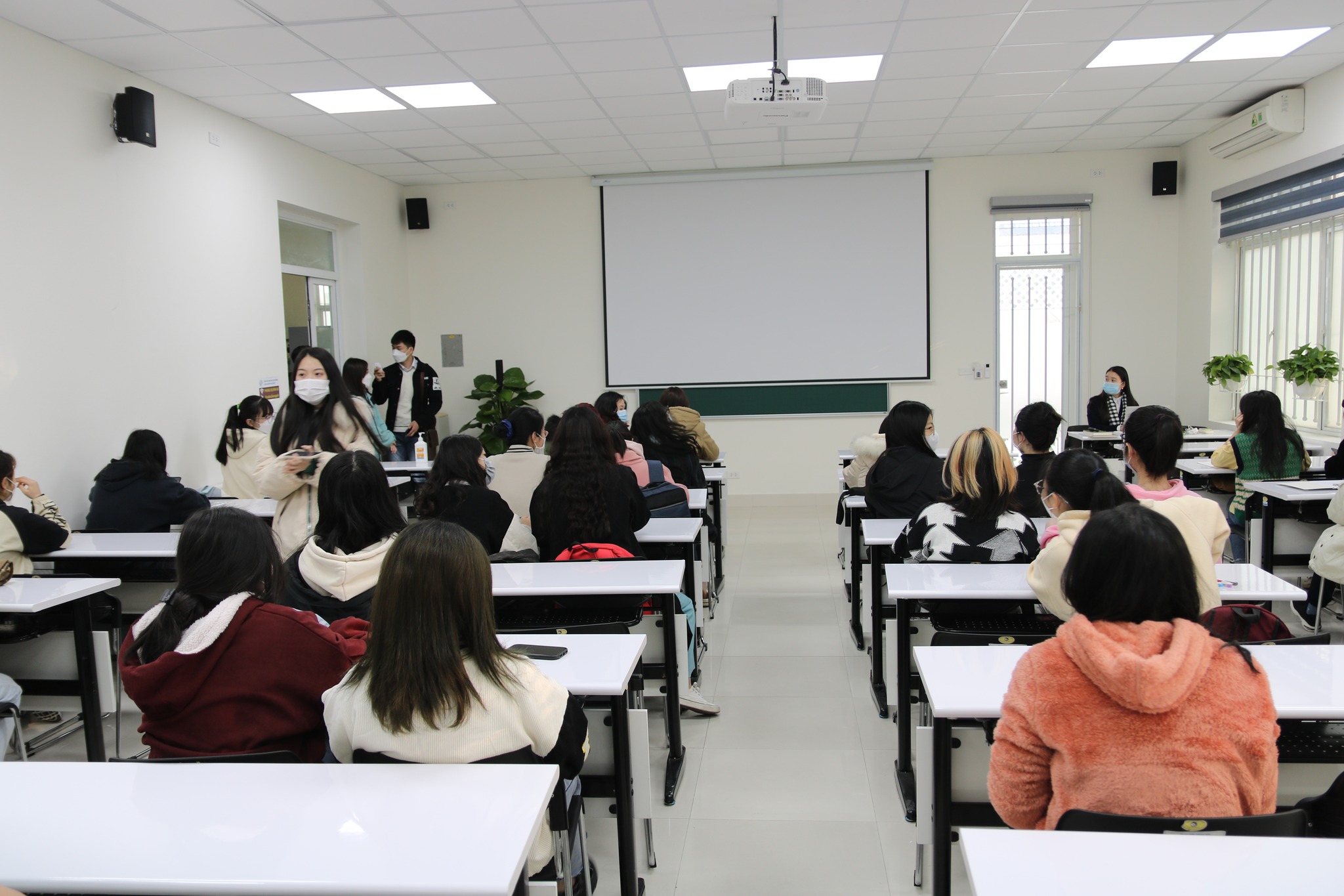 Có chứng chỉ IELTS 6.5, bạn sẽ được miễn học các tín chỉ tiếng Anh tại trường Đại học