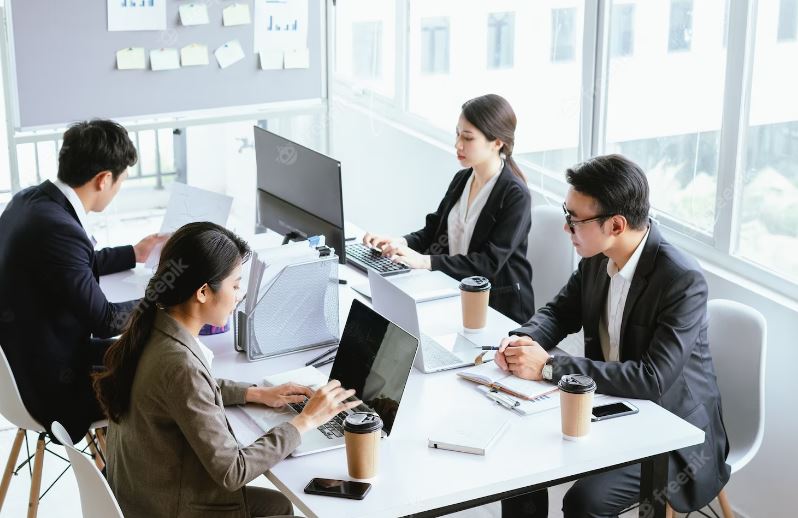 Top 5 sách tiếng Anh cho người đi làm hay nhất hiện nay