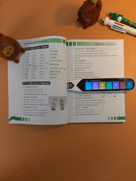 Màn hình chính của bút ngoại ngữ Smart Pen MC08